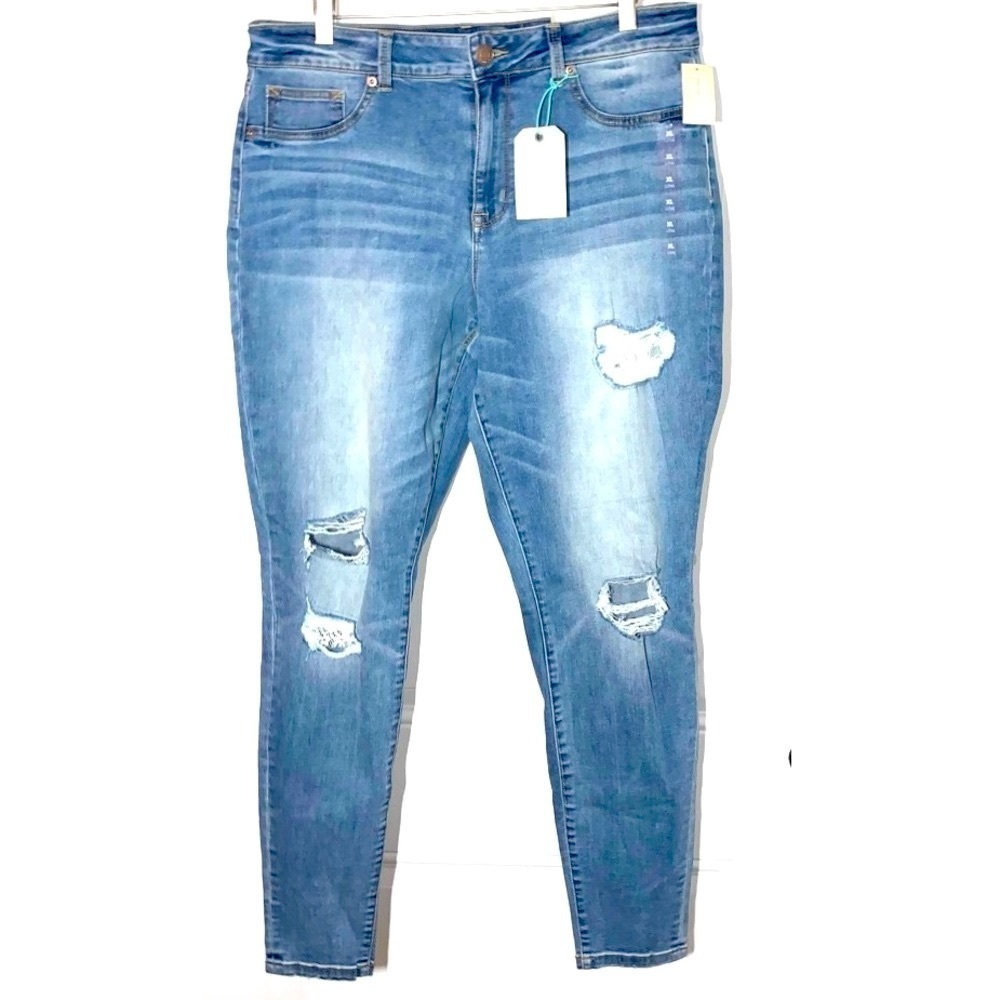 Maurices Denim Flex High Rise distressed Skinny Jeggings new with tag XL Long